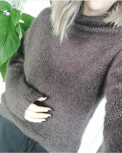 Dustynightsweater