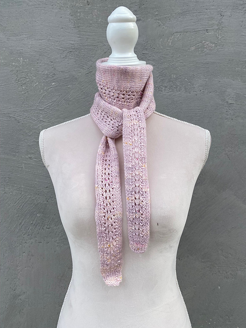 Helle Scarf