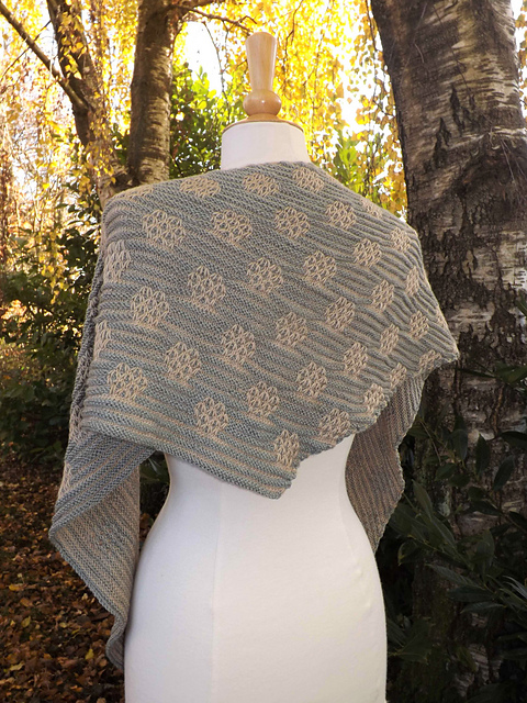 Snebold (scarf version)