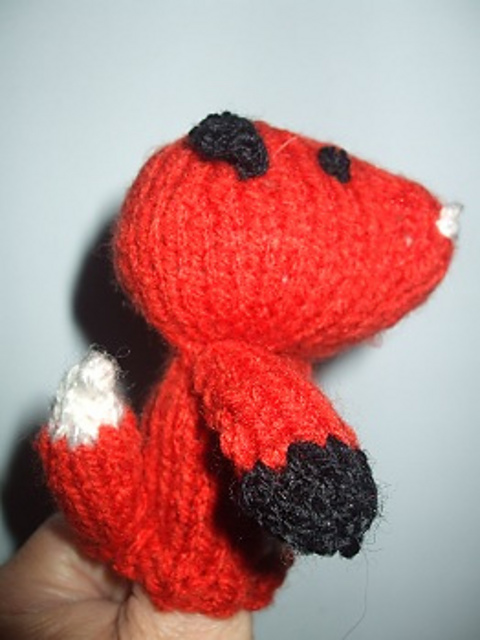 Foxy Fred Finger Puppet