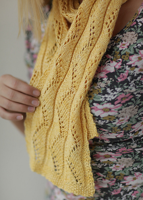 Walk on the Beach Lace Scarf