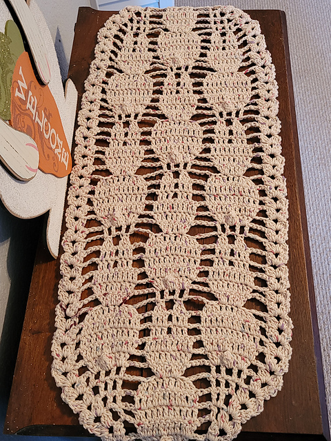 Bunny Bottoms Table Runner