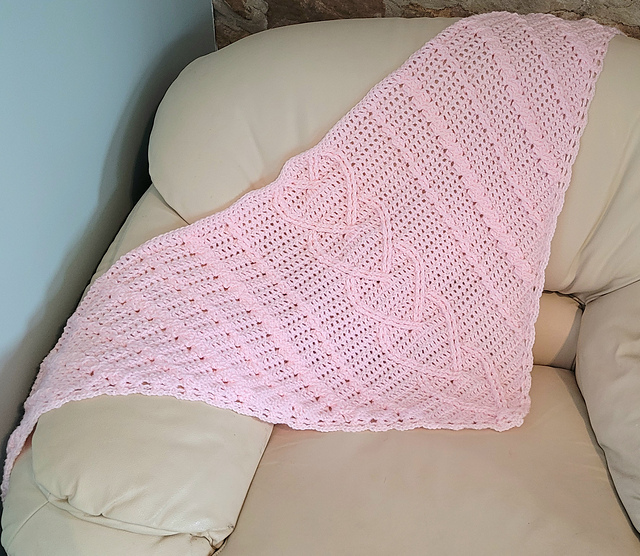 Cabled Hearts Shawl