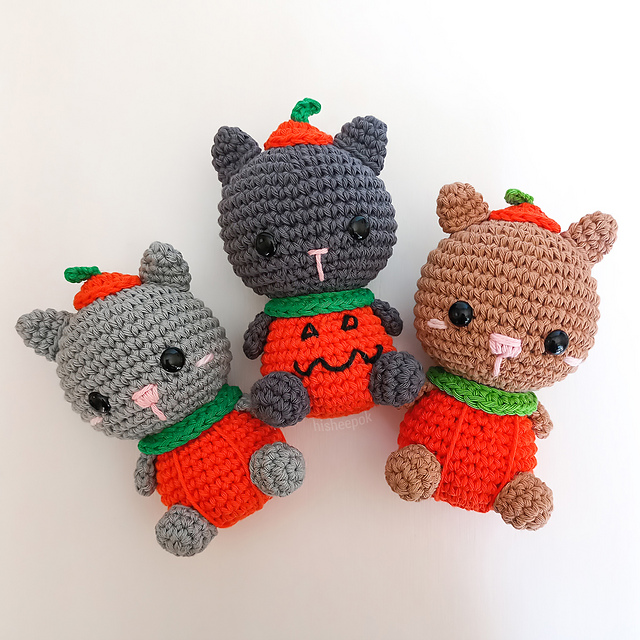 Kit the Pumpkin Cat