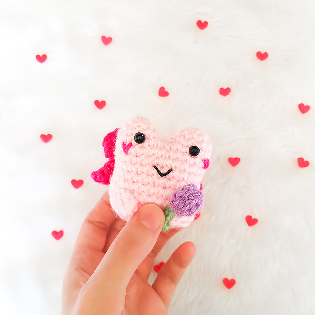 Valentine frog