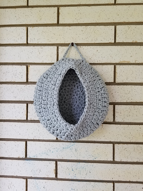 Helpful Hanging Basket