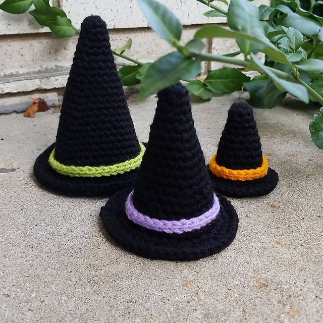 Nesting Witch Hats