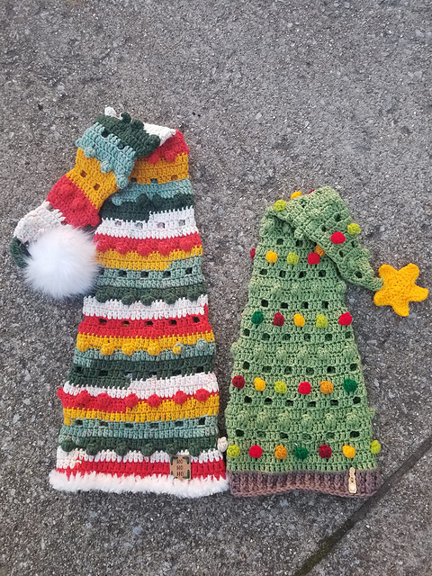 Here Comes Santa Claus Hat
