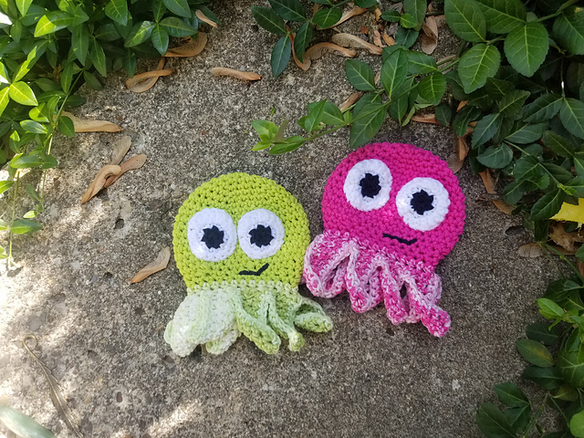 Octopus Puppet Scrubber