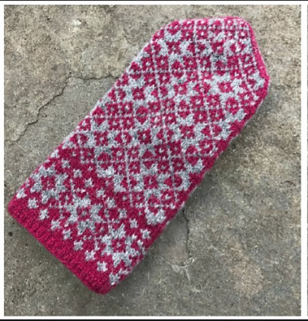 Anniversary mittens