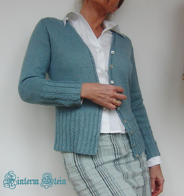 Ravelry: Sea-breeze Cardigan pattern by Hinterm Stein