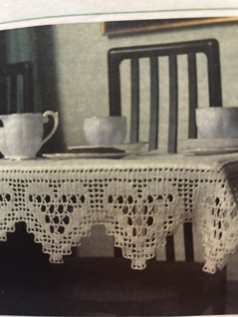 Tablecloth Edging