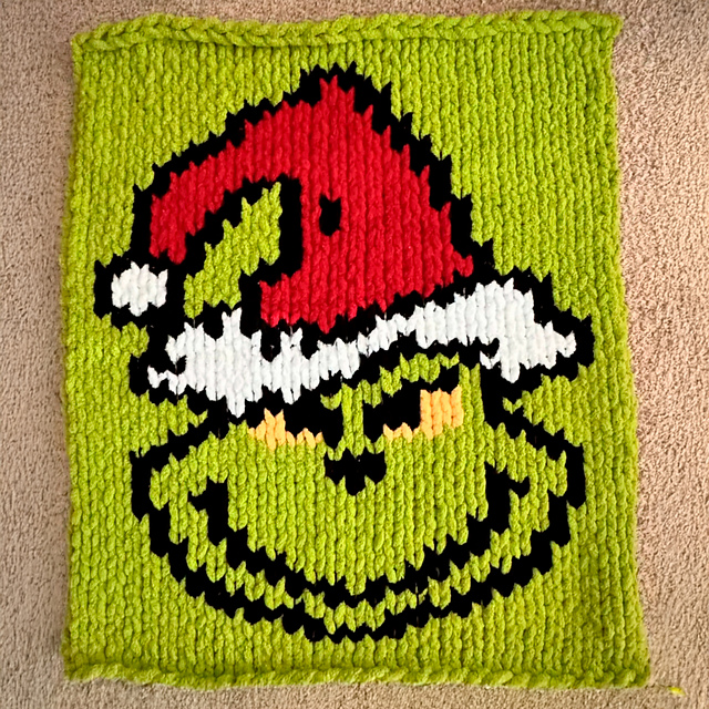 Grinch Chunky Finger Blanket