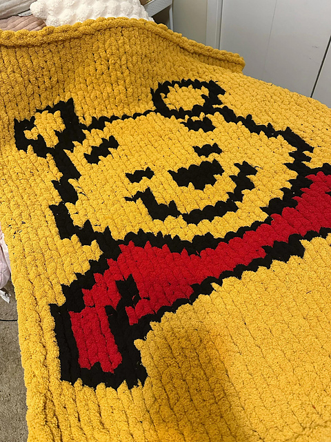 Winnie the Pooh Finger Blanket
