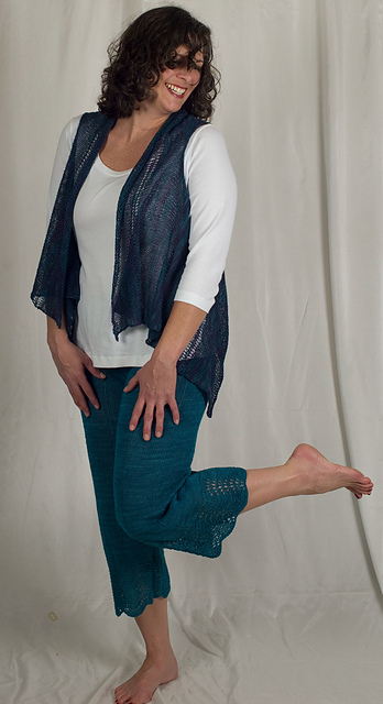 Swing Vest & Capri Pants