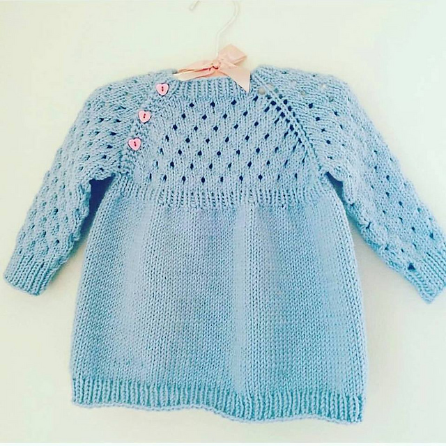 Hnáta - a dressy sweater / peysukjóll