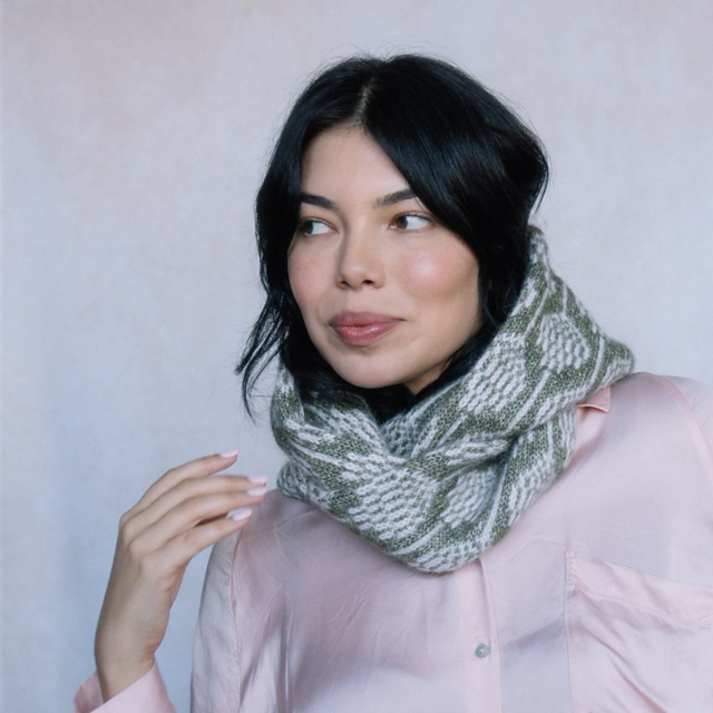 Biophilia Colourwork Cowl