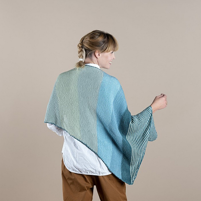 Metorit Asymmetrical Shawl