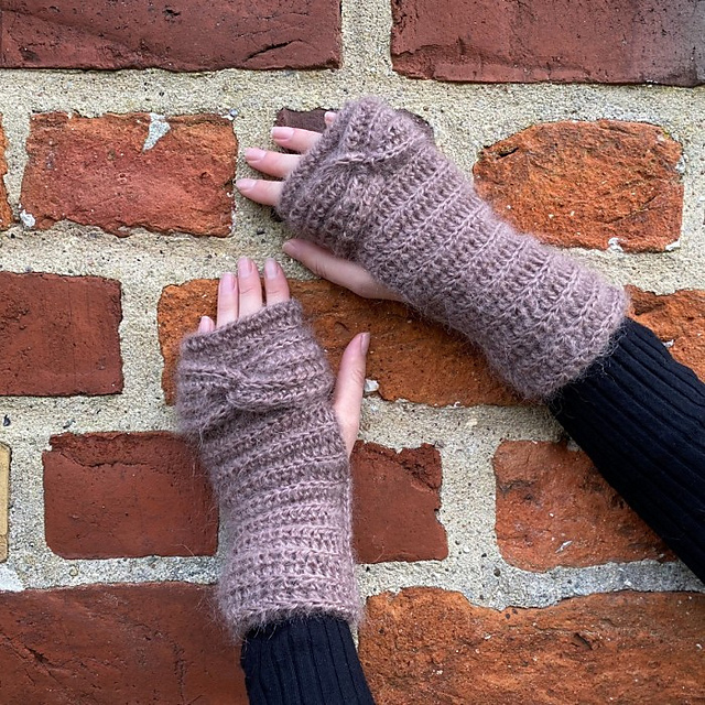 Delight Wrist Warmers