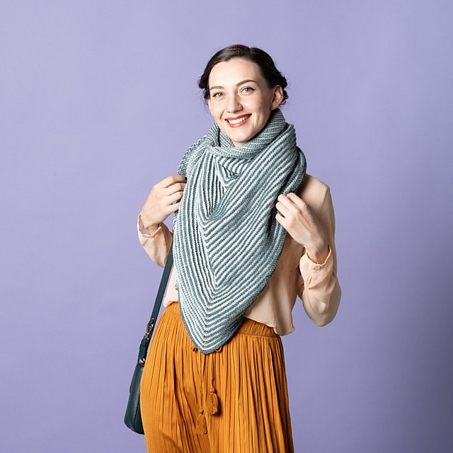 Kvarts Shadow Shawl