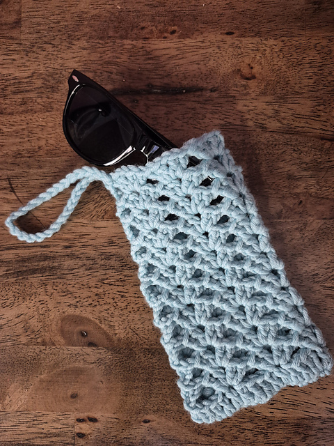 Flora Sunglasses Holder