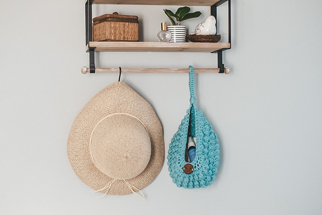 BITS’n Bobbles Hanging Basket