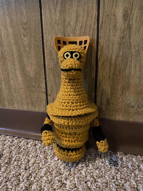Amigurumi Crow T. Robot