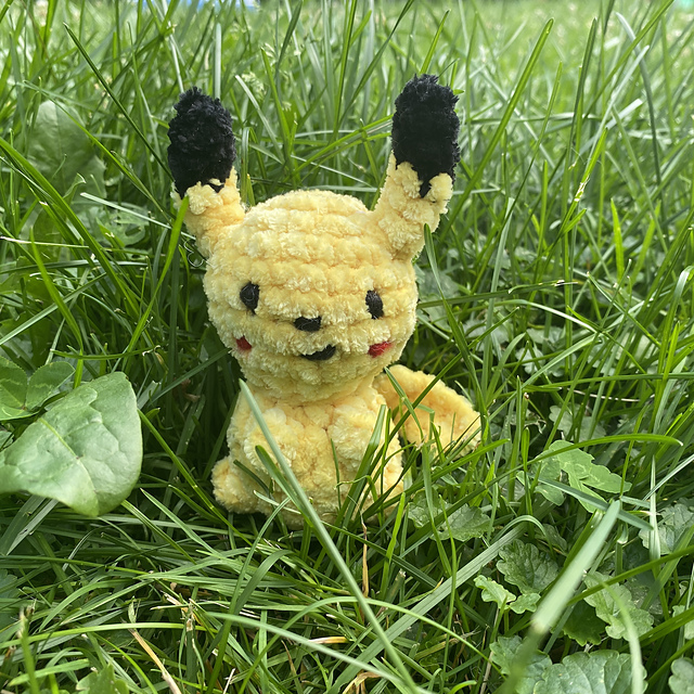 Fuzzy Pikachu Amigurumi