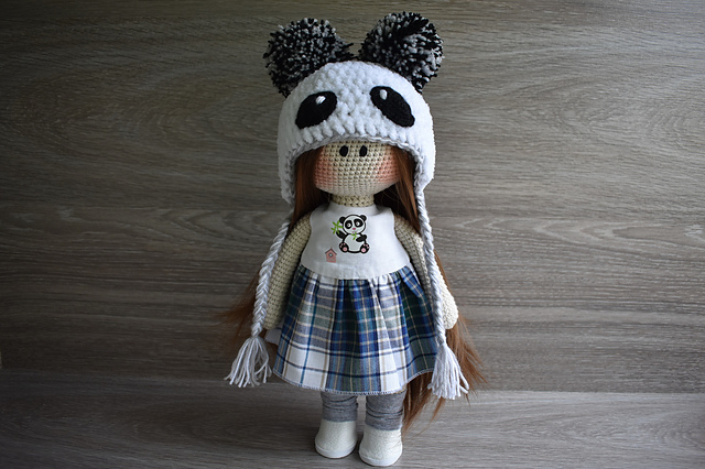 Panda hat for doll