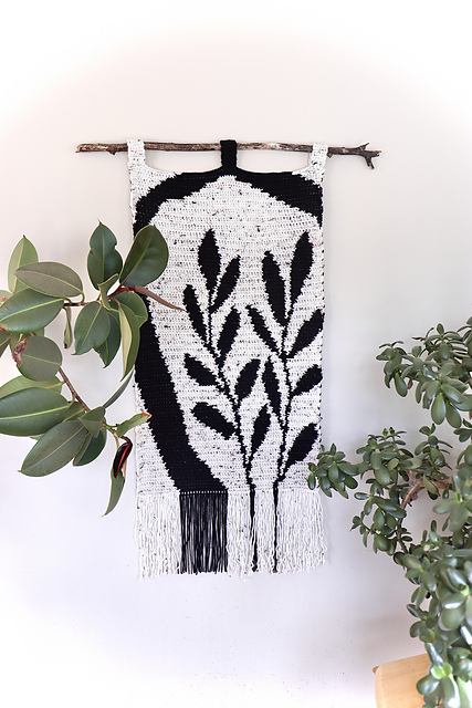 Climbing Vines Wall Hanging
