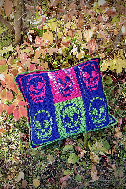 Skull Cushion