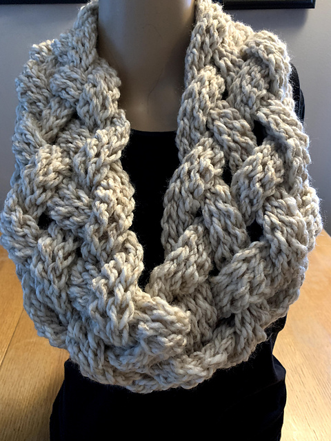 Chunky Braided Infinity Cowl