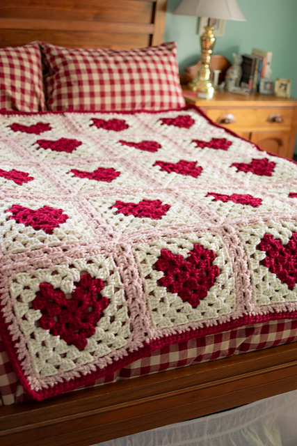 Be My Valentine Throw