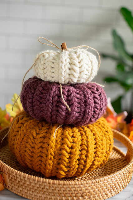 Fishtail Stitch Pumpkin