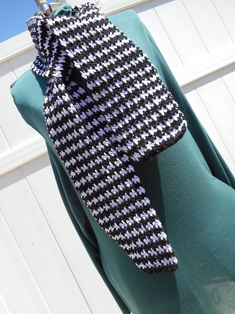 Black or White Scarf