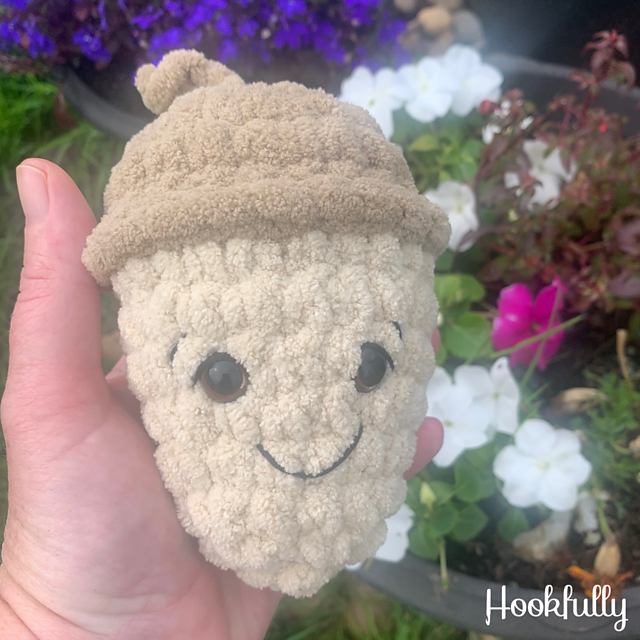 Amigurumi Acorn