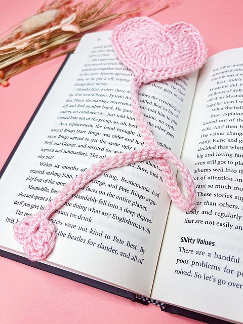 Heartshaped bookmark