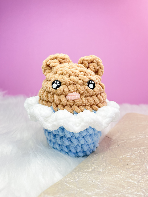 Cat Cupcake