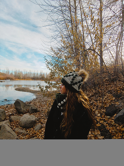 Chunky Bobble Beanie and Cowl