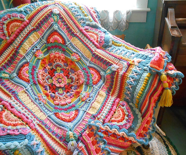 Ravelry: High Tea Floral Block Extension pattern by The Floral Hook