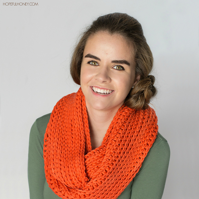 Chunky Ribbed Infinity Scarf