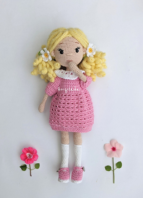 Lily doll