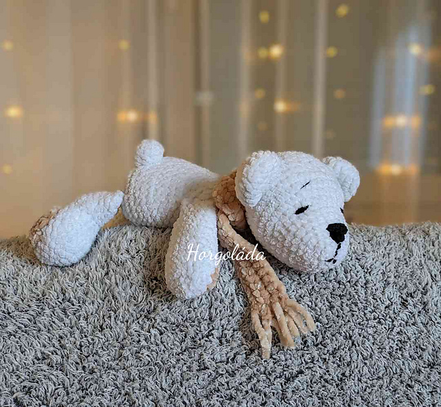Sleepy polar bear