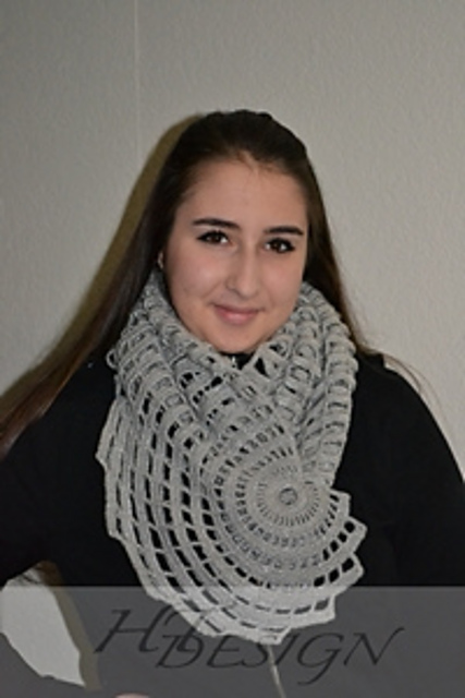 Shell Scarf