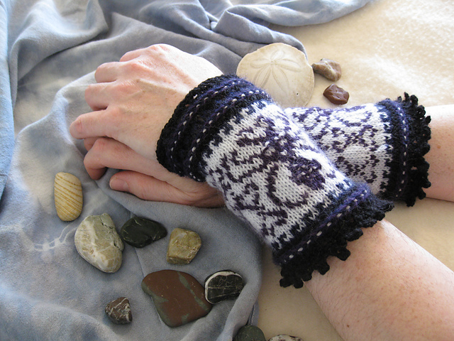 Ivy's Incirrina Cuffs
