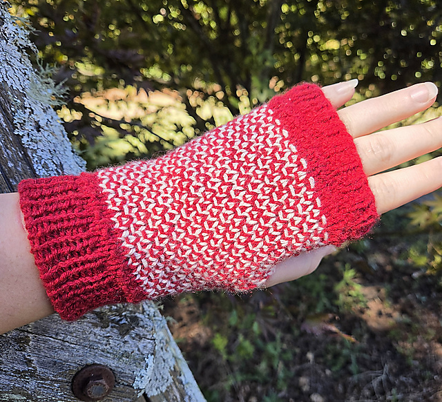 Flurry Fingerless Mitts