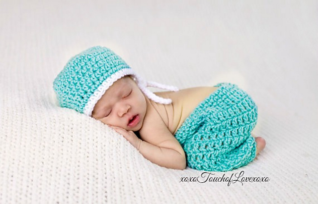 Scrub hat and pant set