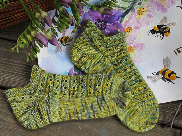 Bombylius socks