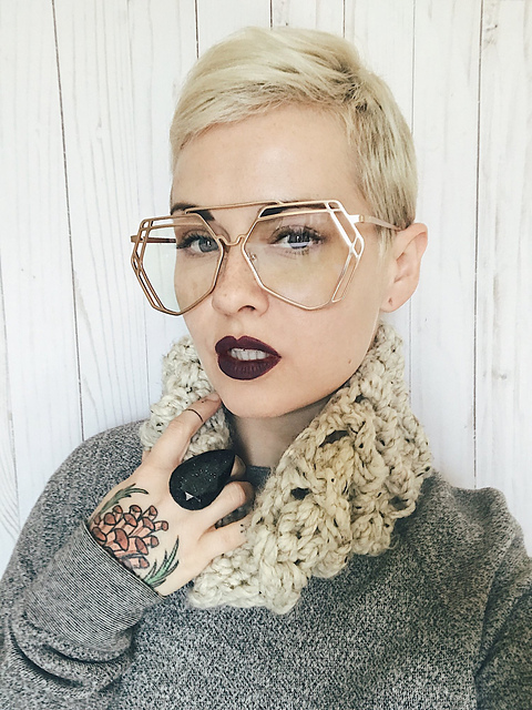 Mini Neck Muff