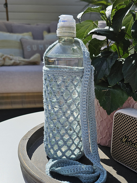 Rustic Bottle Holder